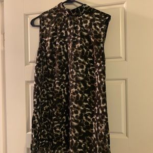 Animal print sleeveless shirt